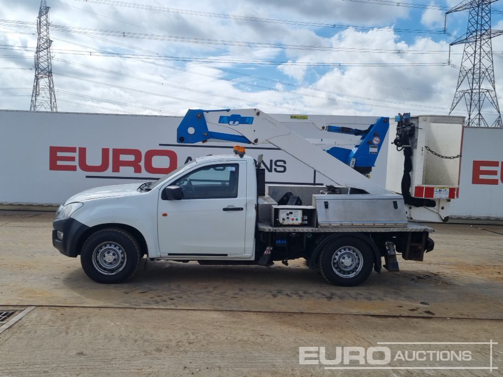 2015 Isuzu D-Max - Furgoneta de pasajeros: foto 2 2015 Isuzu D-Max - Furgoneta de pasajeros: foto 2
