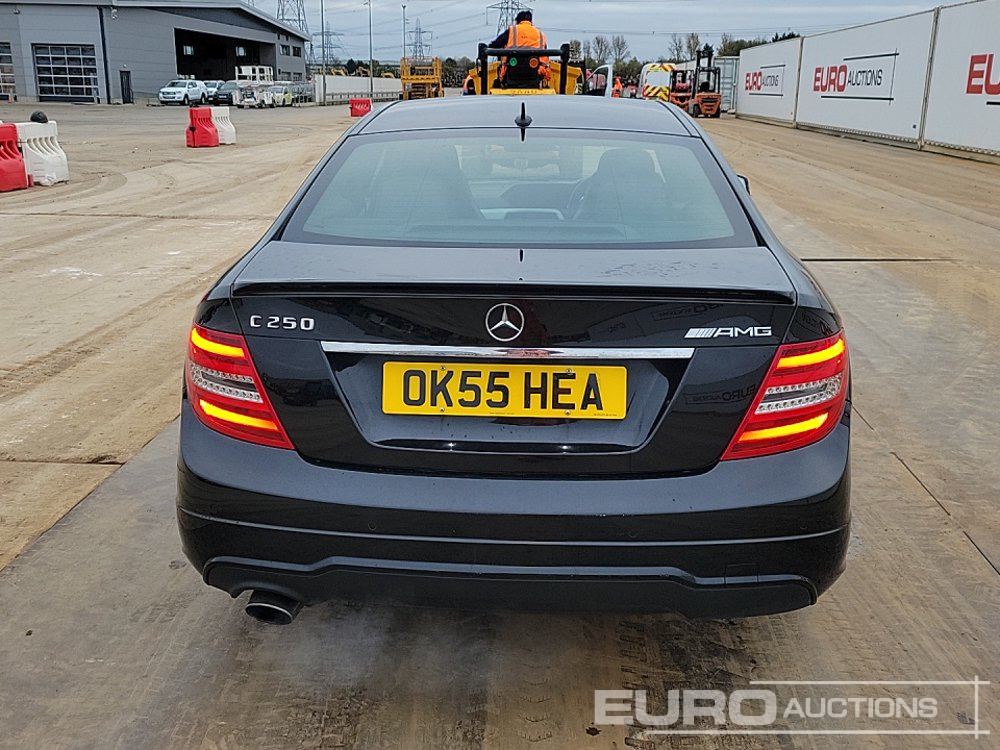 2015 Mercedes C250 AMG - Coche: foto 4 2015 Mercedes C250 AMG - Coche: foto 4