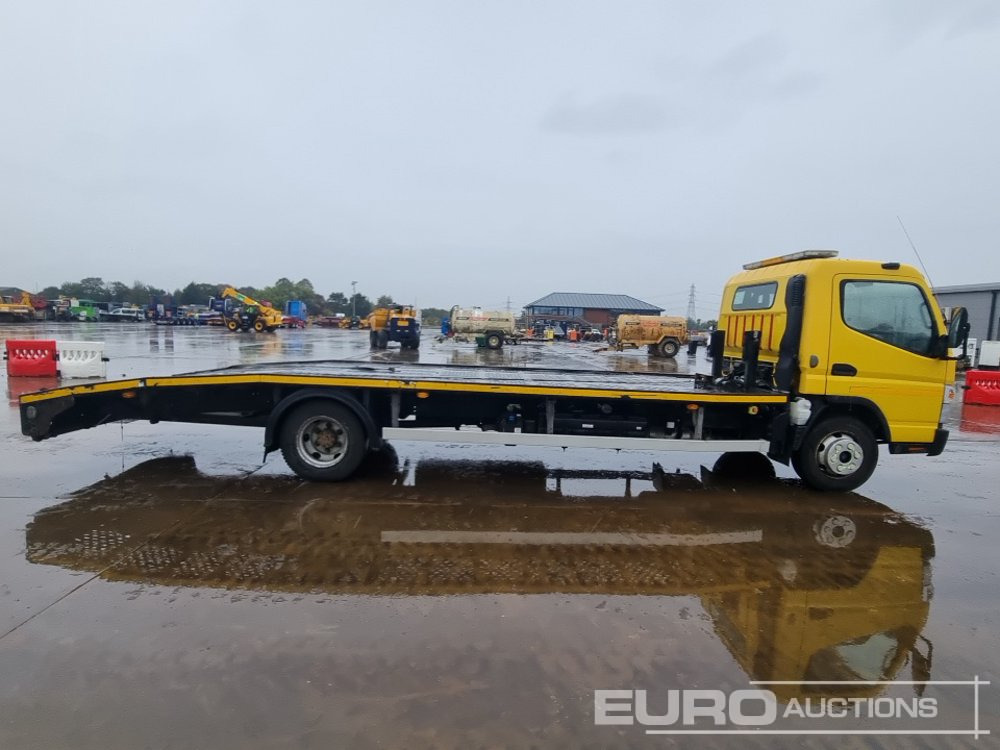 Camión caja abierta para transporte de equipos pesados 2016 Mitsubishi Fuso 7C18: foto 6