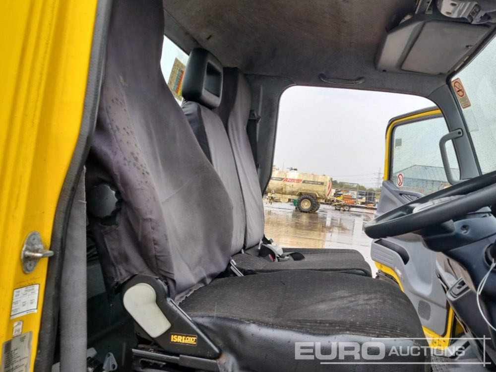 Camión caja abierta para transporte de equipos pesados 2016 Mitsubishi Fuso 7C18: foto 25