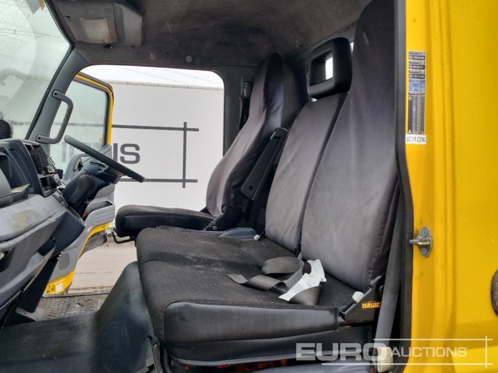 Camión caja abierta para transporte de equipos pesados 2016 Mitsubishi Fuso 7C18: foto 23