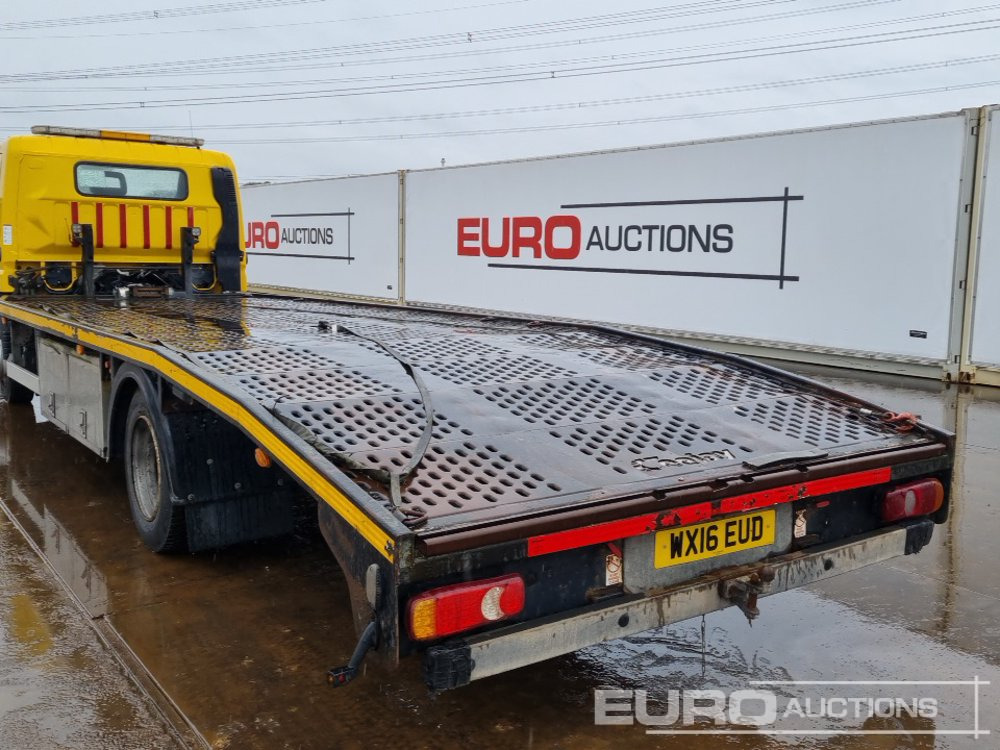 Camión caja abierta para transporte de equipos pesados 2016 Mitsubishi Fuso 7C18: foto 16