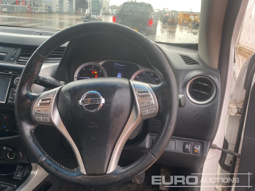 Pick-up 2016 Nissan Navara: foto 20 Pick-up 2016 Nissan Navara: foto 20