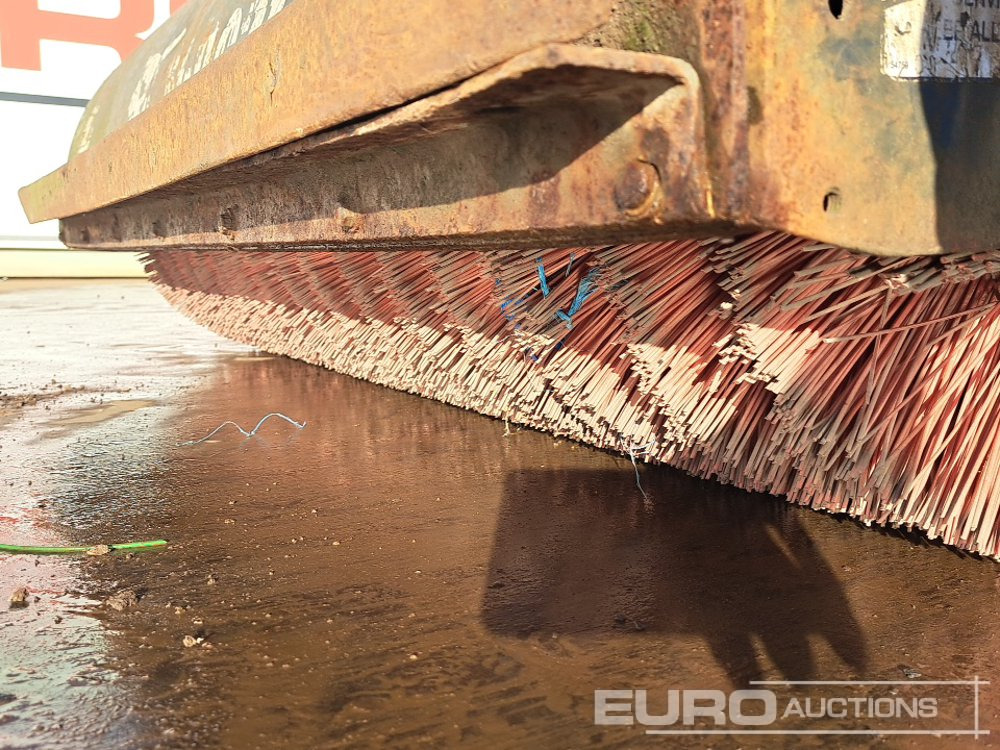 Minicargadora 2018 Bobcat T590: foto 16