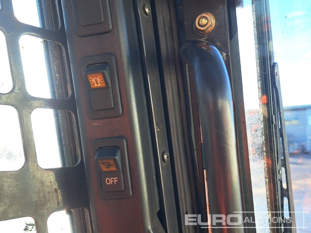 Minicargadora 2018 Bobcat T590: foto 24