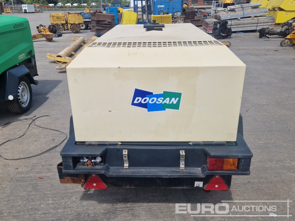 2018 Doosan 7/26E - Compresor de aire: foto 4 2018 Doosan 7/26E - Compresor de aire: foto 4