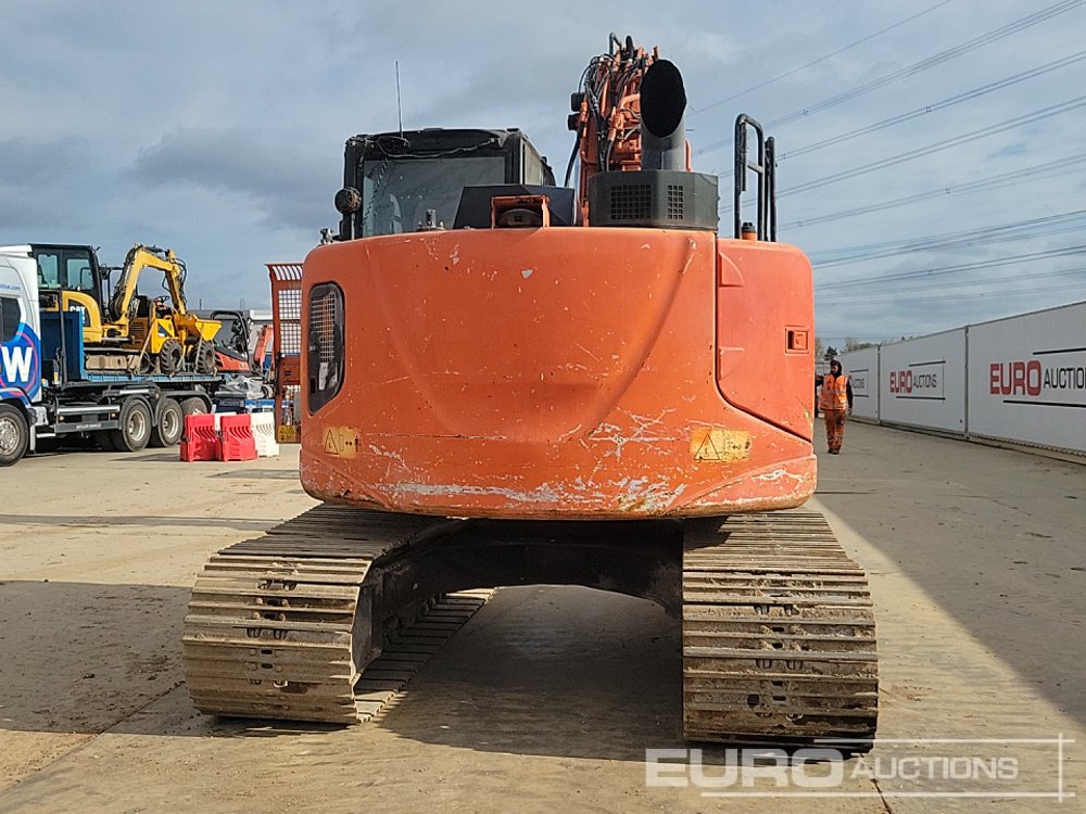 2018 Hitachi ZX135US-6 - Excavadora de cadenas: foto 4 2018 Hitachi ZX135US-6 - Excavadora de cadenas: foto 4
