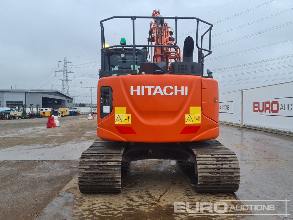 2018 Hitachi ZX135US-6 - Excavadora de cadenas: foto 4 2018 Hitachi ZX135US-6 - Excavadora de cadenas: foto 4