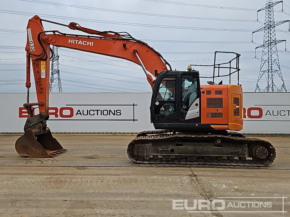 2018 Hitachi ZX225USLC-6 - Excavadora de cadenas: foto 2 2018 Hitachi ZX225USLC-6 - Excavadora de cadenas: foto 2