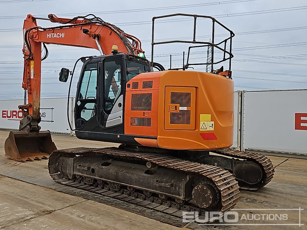 2018 Hitachi ZX225USLC-6 - Excavadora de cadenas: foto 3 2018 Hitachi ZX225USLC-6 - Excavadora de cadenas: foto 3
