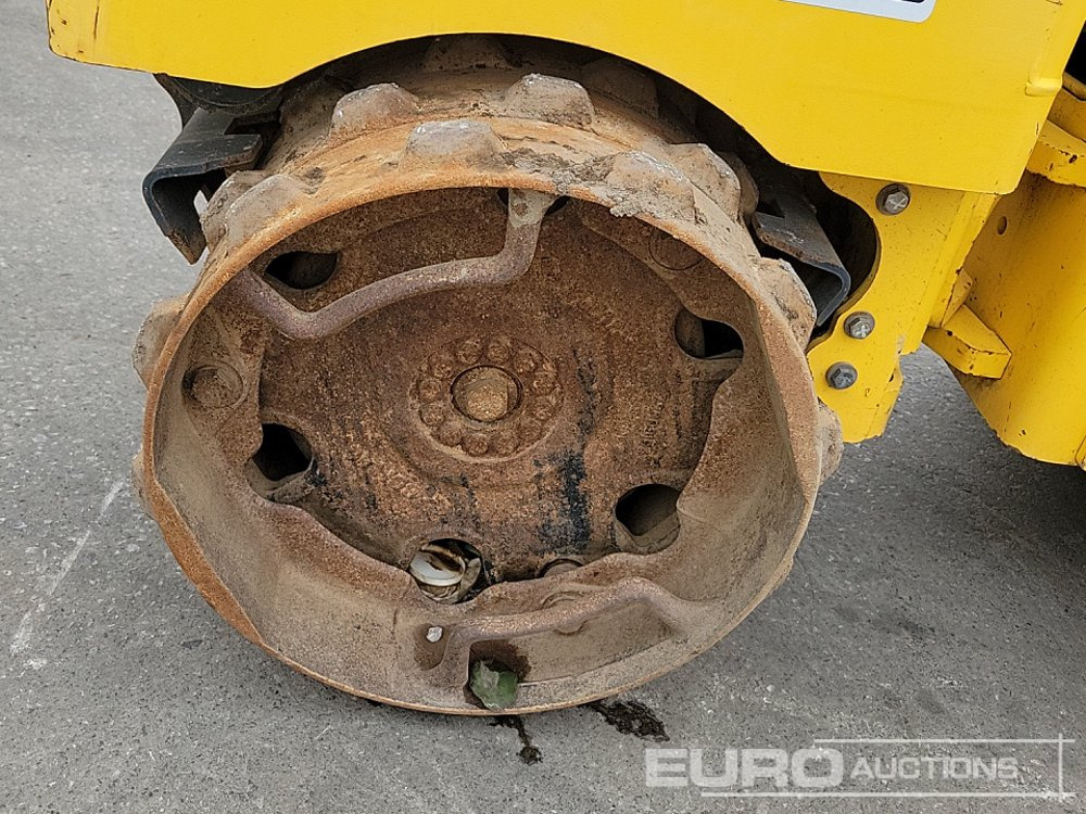 Construcción de carreteras 2019 Bomag BMP-8500: foto 12