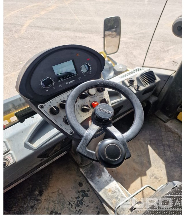Rodillo 2019 Bomag BW151AD-5: foto 8