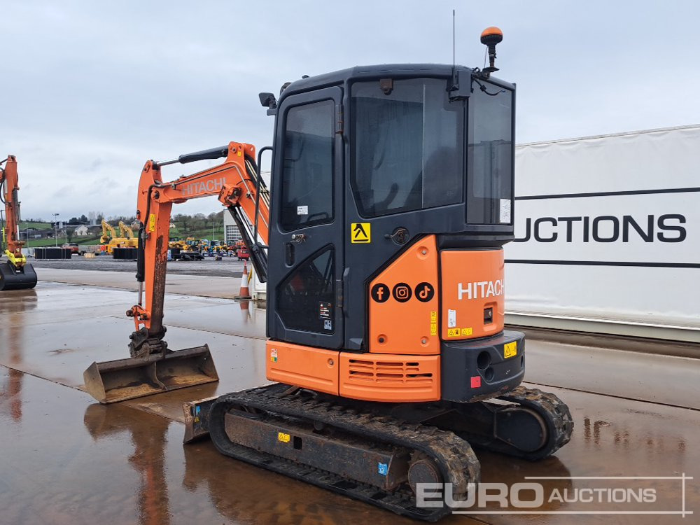 2019 Hitachi ZX26U-5A CR - Miniexcavadora: foto 3 2019 Hitachi ZX26U-5A CR - Miniexcavadora: foto 3