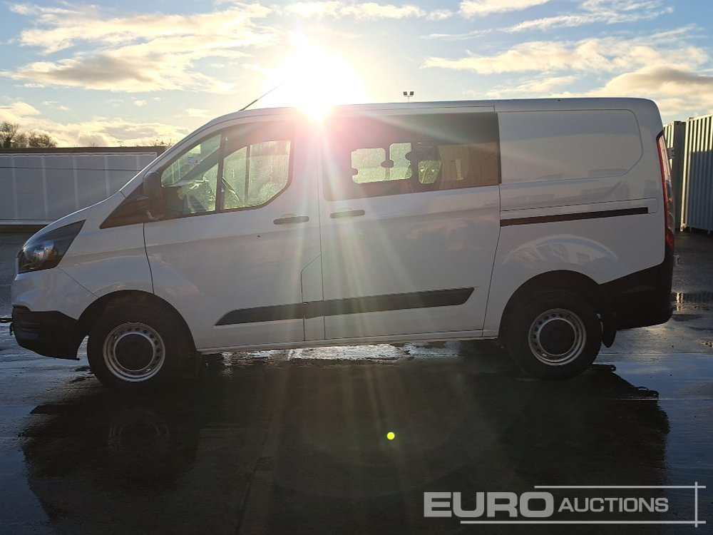 2020 Ford Transit Custom 300 - Furgoneta combi: foto 2 2020 Ford Transit Custom 300 - Furgoneta combi: foto 2