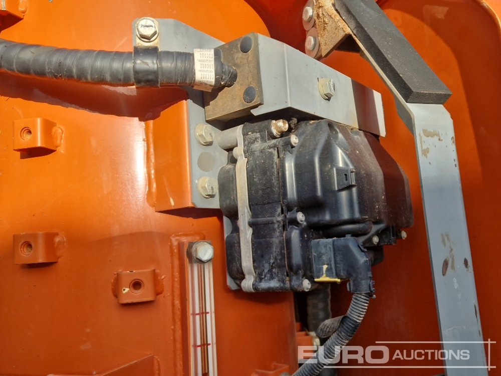 Excavadora de cadenas 2020 Hitachi ZX130LCN-6: foto 34 Excavadora de cadenas 2020 Hitachi ZX130LCN-6: foto 34