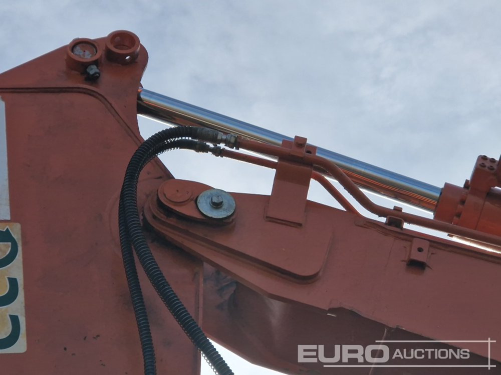 Excavadora de cadenas 2020 Hitachi ZX130LCN-6: foto 27 Excavadora de cadenas 2020 Hitachi ZX130LCN-6: foto 27