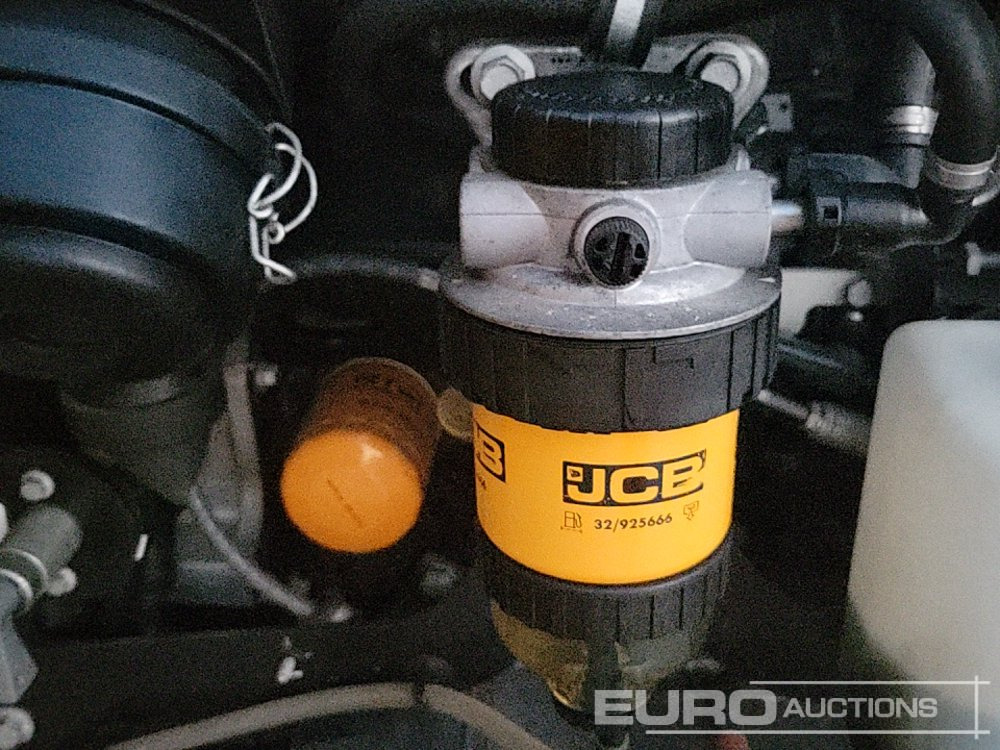 Miniexcavadora 2021 JCB 16C-1 T3: foto 31