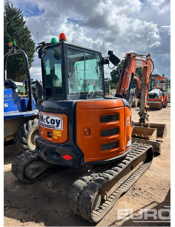 2022 Hitachi ZX48U-6 CLR - Miniexcavadora: foto 3 2022 Hitachi ZX48U-6 CLR - Miniexcavadora: foto 3