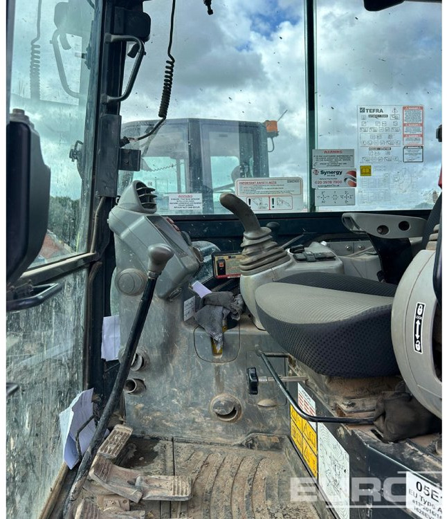 2022 Hitachi ZX48U-6 CLR - Miniexcavadora: foto 5 2022 Hitachi ZX48U-6 CLR - Miniexcavadora: foto 5
