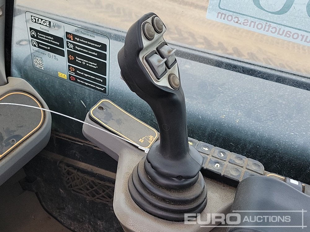 Manipulador telescópico 2022 JCB TLT35-23D 2WD: foto 32 Manipulador telescópico 2022 JCB TLT35-23D 2WD: foto 32