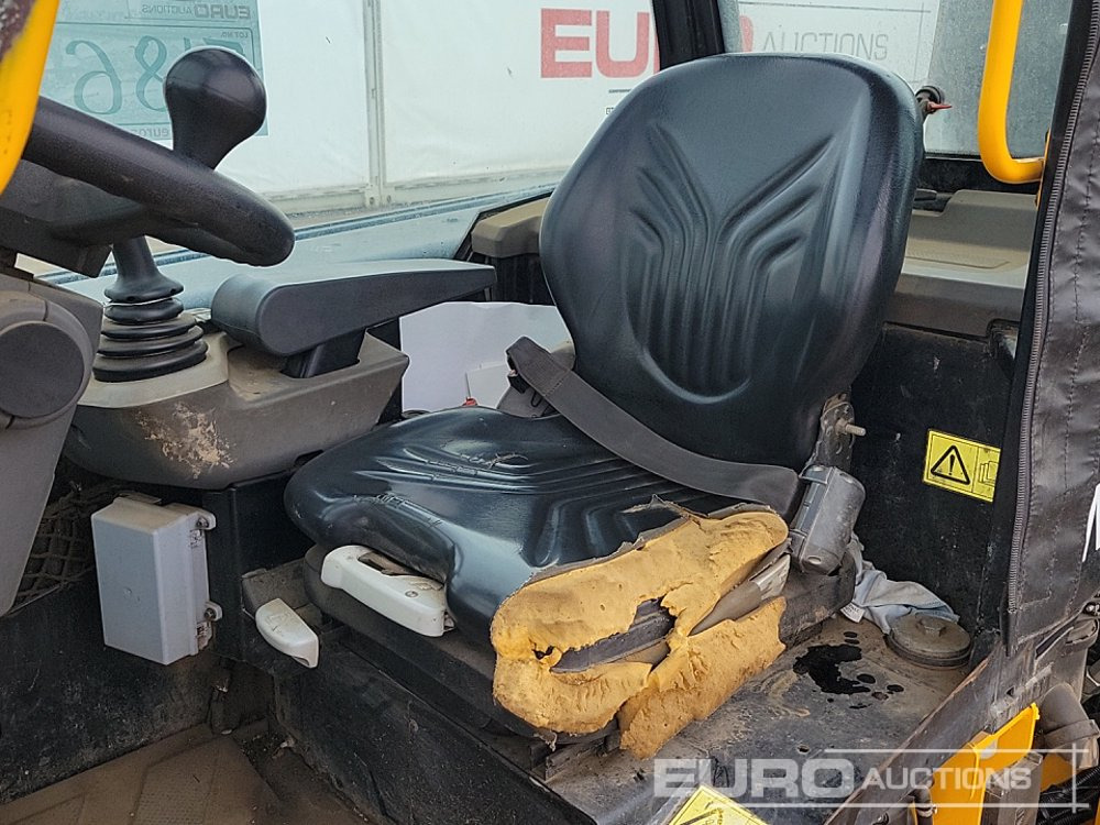 Manipulador telescópico 2022 JCB TLT35-23D 2WD: foto 30 Manipulador telescópico 2022 JCB TLT35-23D 2WD: foto 30