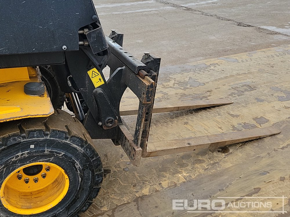 Manipulador telescópico 2022 JCB TLT35-23D 2WD: foto 26 Manipulador telescópico 2022 JCB TLT35-23D 2WD: foto 26