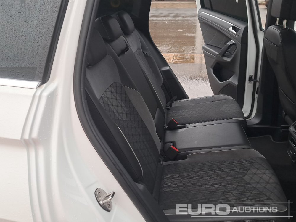 SUV/ Todoterreno 2023 Volkswagen Tiguan R-Line: foto 24