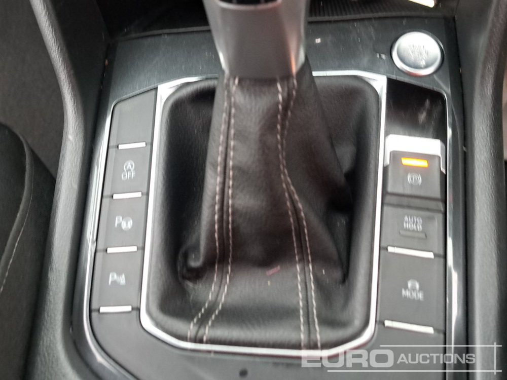 SUV/ Todoterreno 2023 Volkswagen Tiguan R-Line: foto 33