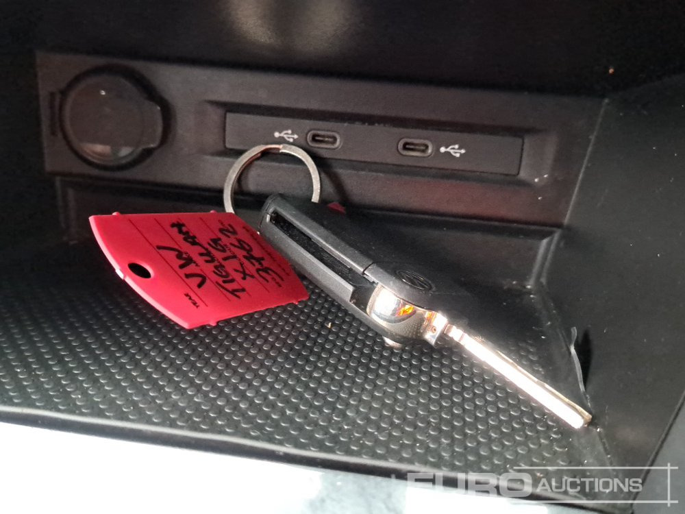 SUV/ Todoterreno 2023 Volkswagen Tiguan R-Line: foto 48