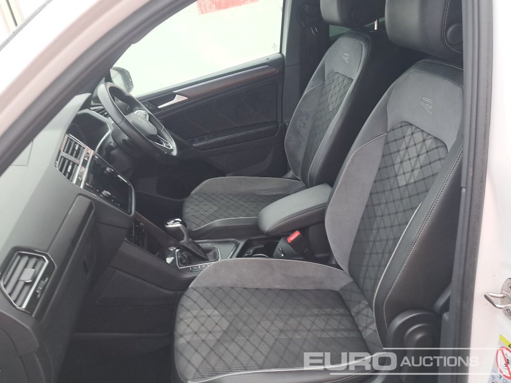 SUV/ Todoterreno 2023 Volkswagen Tiguan R-Line: foto 15