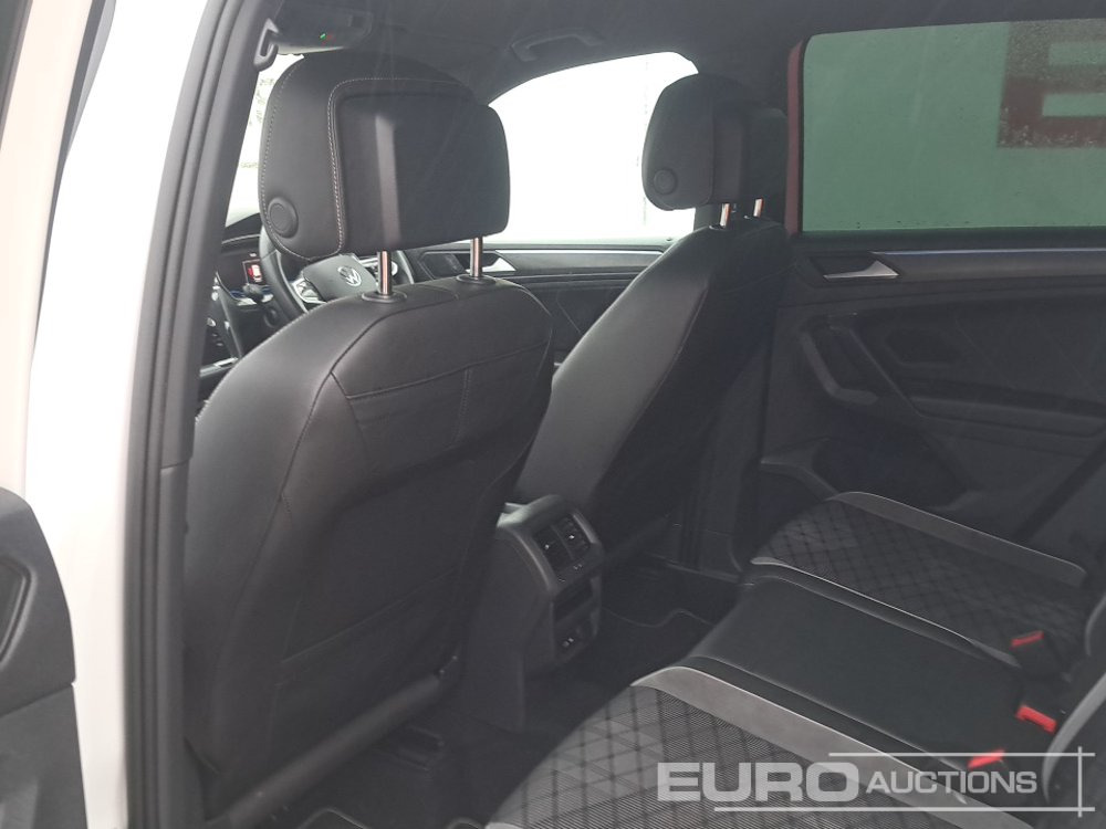 SUV/ Todoterreno 2023 Volkswagen Tiguan R-Line: foto 17