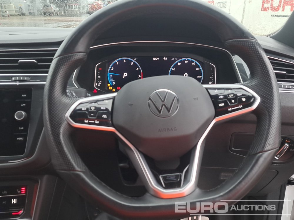 SUV/ Todoterreno 2023 Volkswagen Tiguan R-Line: foto 26