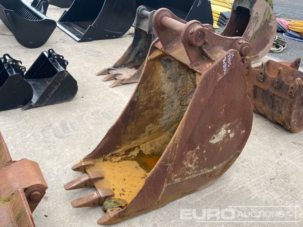 24" Digging Bucket 60mm Pin to suit 10-12 Ton Excavator - Cazo: foto 1 24" Digging Bucket 60mm Pin to suit 10-12 Ton Excavator - Cazo: foto 1