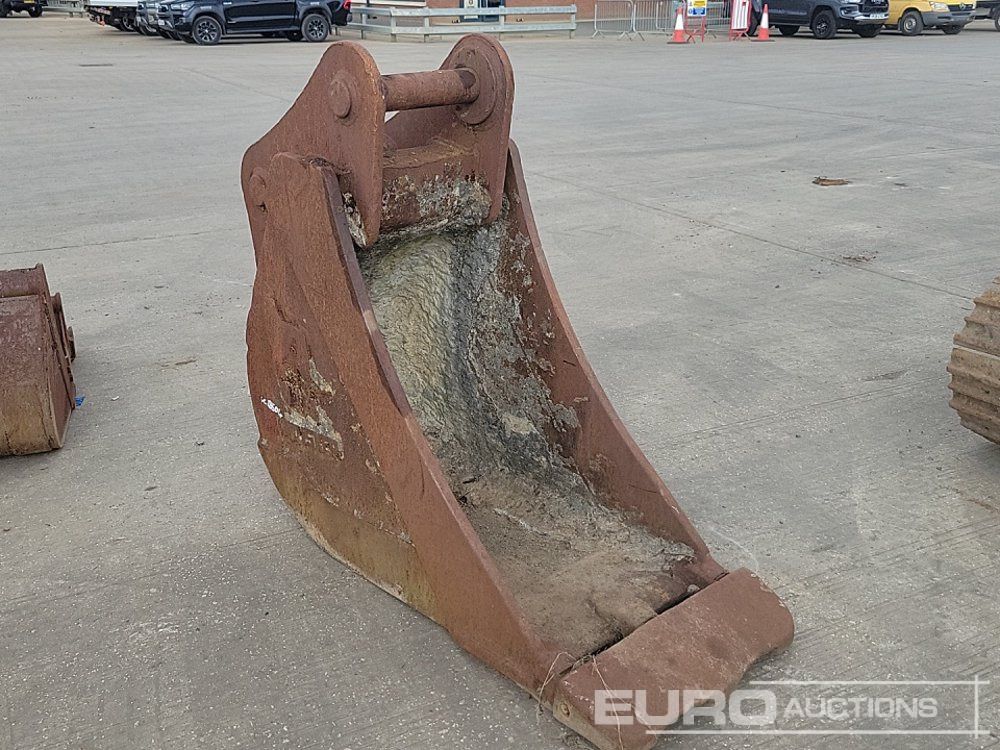 24" Digging Bucket 80mm Pin to suit 20 Ton Excavator - Cazo: foto 1 24" Digging Bucket 80mm Pin to suit 20 Ton Excavator - Cazo: foto 1