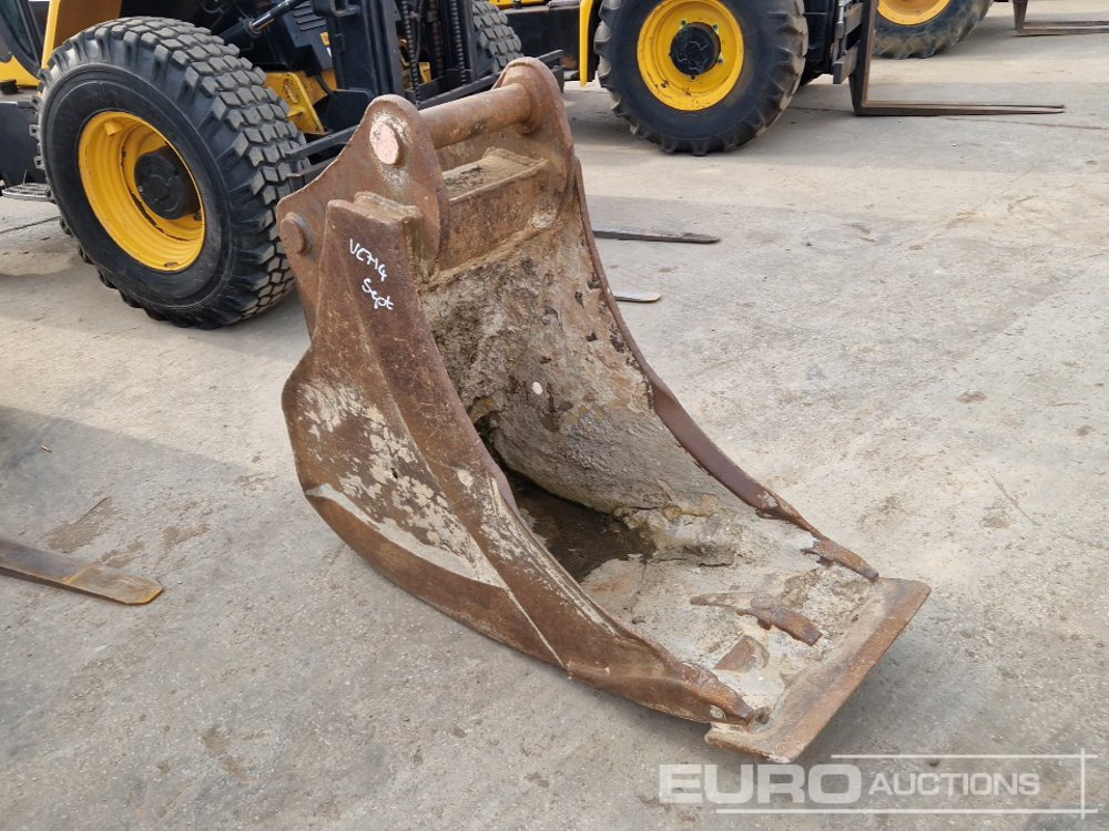24" Digging Bucket 80mm Pin to suit 20 Ton Excavator - Cazo: foto 1 24" Digging Bucket 80mm Pin to suit 20 Ton Excavator - Cazo: foto 1
