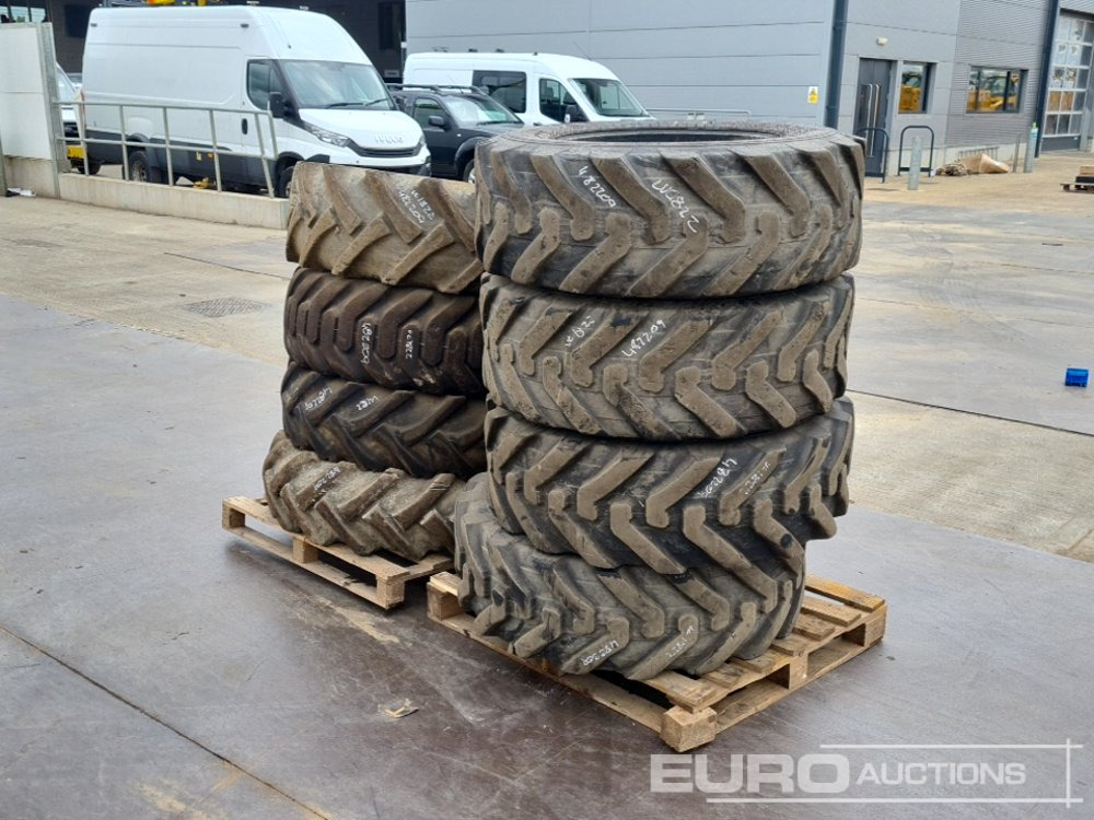 400/80 R24 Tyre (4 of), 16.5/85 R24 (4 of) - Neumático: foto 1 400/80 R24 Tyre (4 of), 16.5/85 R24 (4 of) - Neumático: foto 1