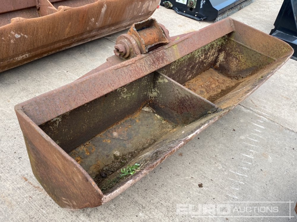 72" Ditching Bucket 65mm Pin to suit 13 Ton Excavator - Cazo: foto 1 72" Ditching Bucket 65mm Pin to suit 13 Ton Excavator - Cazo: foto 1