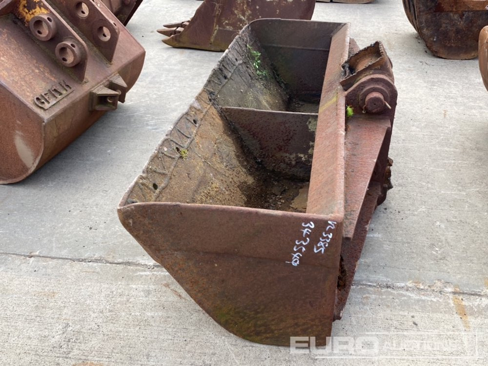72" Ditching Bucket 65mm Pin to suit 13 Ton Excavator - Cazo: foto 3 72" Ditching Bucket 65mm Pin to suit 13 Ton Excavator - Cazo: foto 3