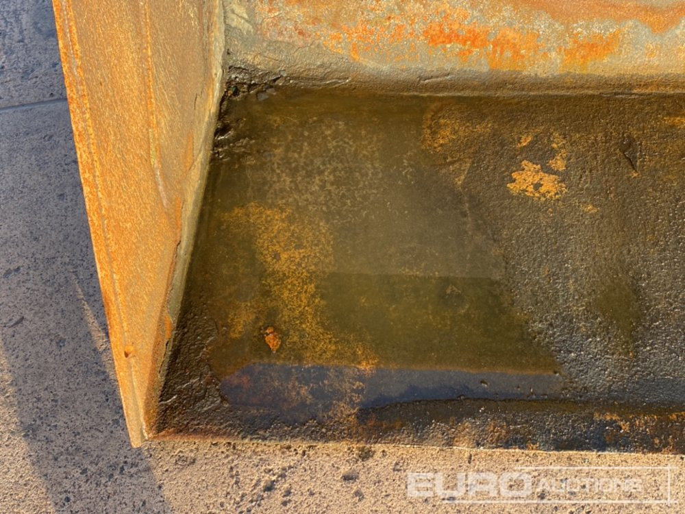 80" Front Loading Bucket to suit Manitou Telehandler - Cazo: foto 5 80" Front Loading Bucket to suit Manitou Telehandler - Cazo: foto 5