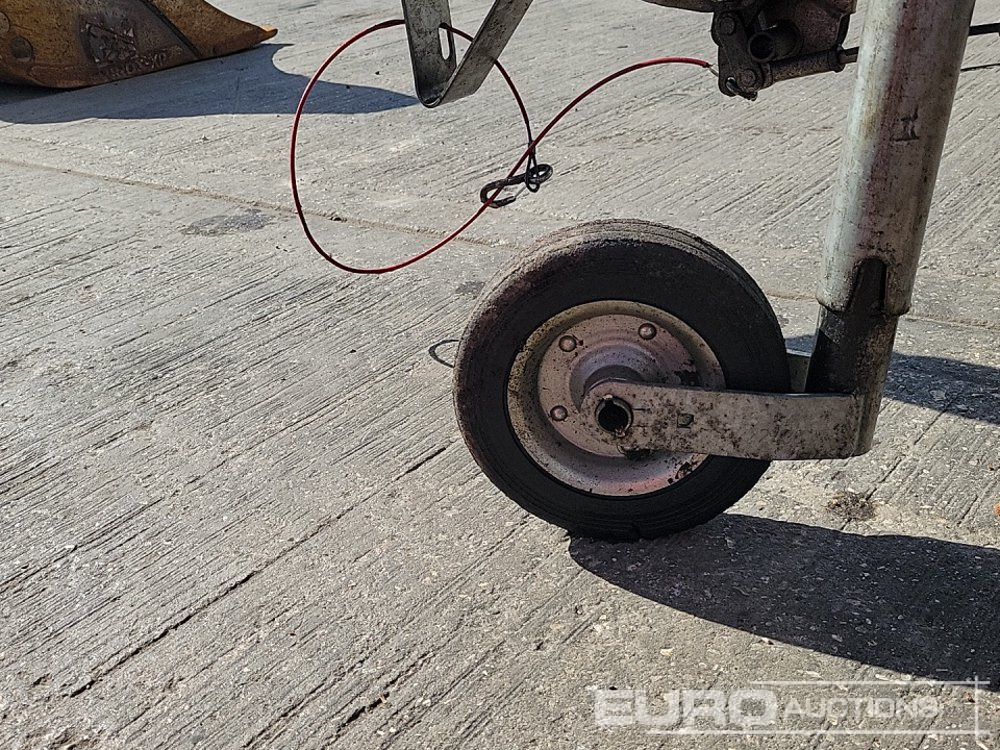 Bomba de agua Autoprime Q-Series Single Axle Water Pump, 4 Cylinder Engine: foto 13