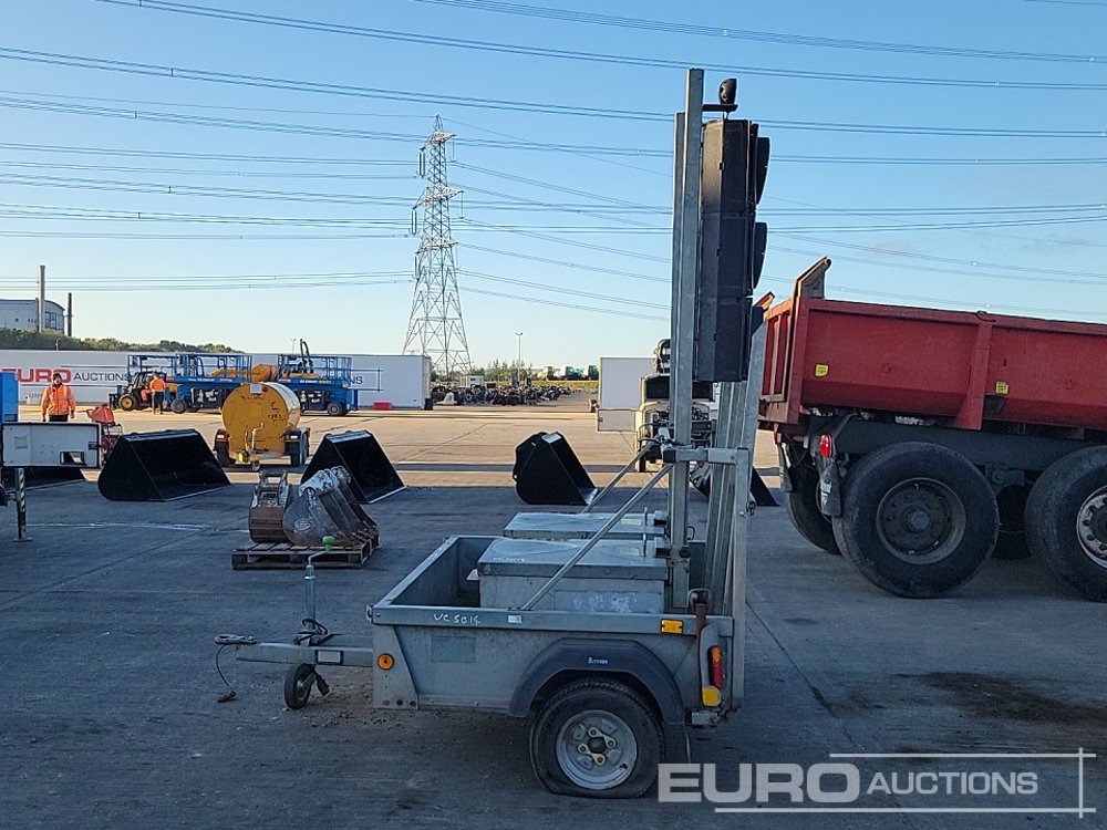 Bateson Single Axle Trafic Light System Trailer, Ramp - Remolque porta maquinaria: foto 2 Bateson Single Axle Trafic Light System Trailer, Ramp - Remolque porta maquinaria: foto 2