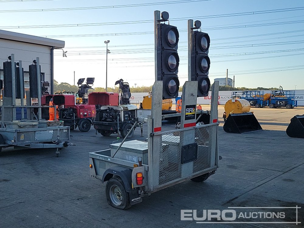 Bateson Single Axle Trafic Light System Trailer, Ramp - Remolque porta maquinaria: foto 3 Bateson Single Axle Trafic Light System Trailer, Ramp - Remolque porta maquinaria: foto 3