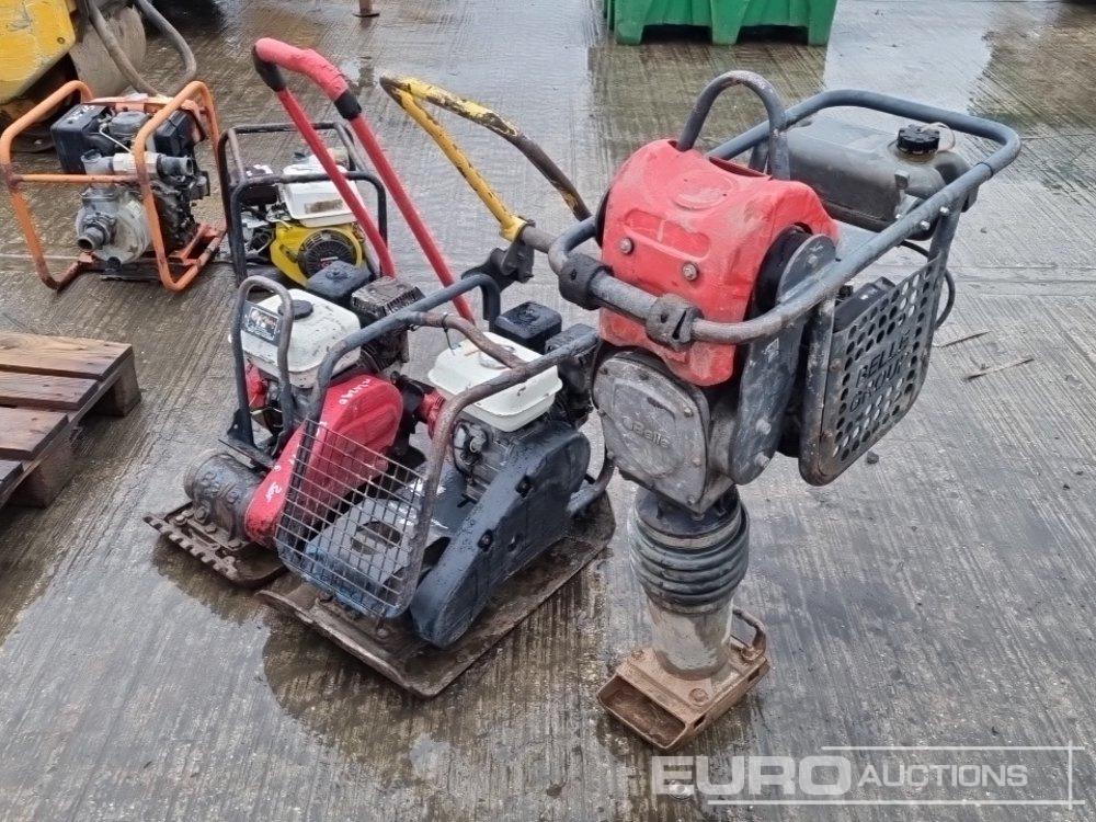 Belle Petrol Compaction Plate, Honda Engine (2 of), Petrol Trench Compactor, Honda Engine - Construcción de carreteras: foto 1 Belle Petrol Compaction Plate, Honda Engine (2 of), Petrol Trench Compactor, Honda Engine - Construcción de carreteras: foto 1