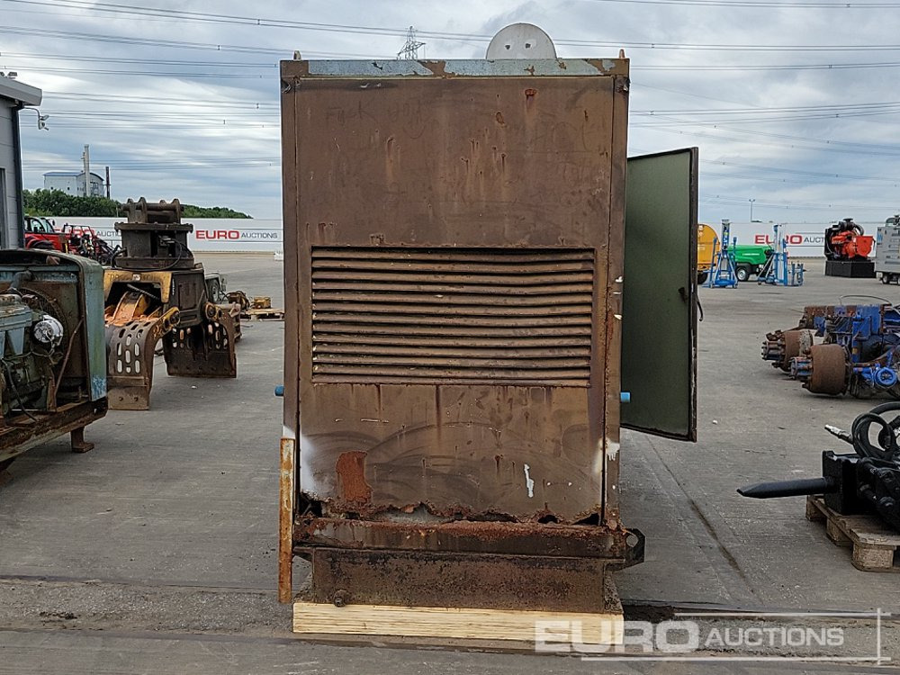 Broadcrown 129kVA Generator, Cummins Engine - Generador industriale: foto 4 Broadcrown 129kVA Generator, Cummins Engine - Generador industriale: foto 4