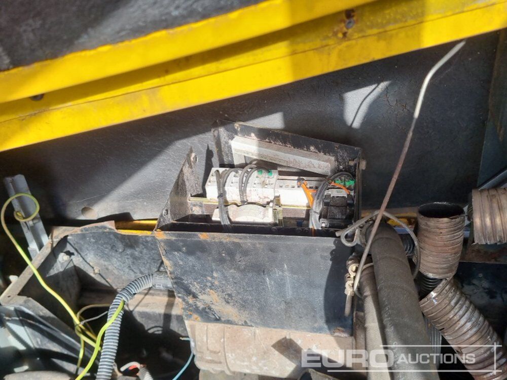 Compresor de aire Comp Air Compressor (Engine Missing), Atlas Copco Single Axle Compressor (Engine Missing), Comp Air Single Axle Compressor (Engine Missing): foto 14 Compresor de aire Comp Air Compressor (Engine Missing), Atlas Copco Single Axle Compressor (Engine Missing), Comp Air Single Axle Compressor (Engine Missing): foto 14