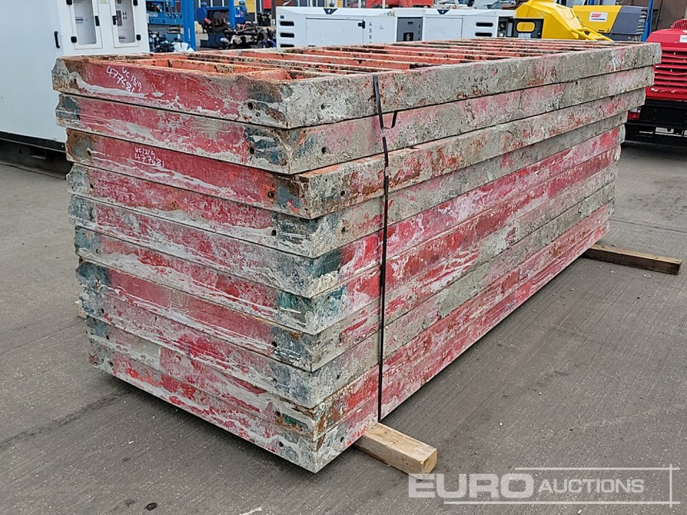 Concrete Formwork, 3.3m x 1.2m Panel (10 of) - Equipo de construcción: foto 1 Concrete Formwork, 3.3m x 1.2m Panel (10 of) - Equipo de construcción: foto 1
