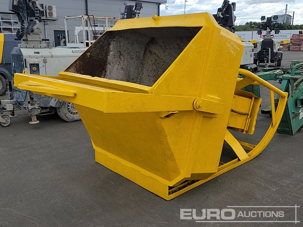 Conquip Concrete Pouring Skip to suit Crane - Contenedor basculante: foto 1 Conquip Concrete Pouring Skip to suit Crane - Contenedor basculante: foto 1