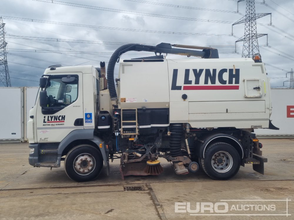 DAF LF220 - Barredora vial: foto 2 DAF LF220 - Barredora vial: foto 2