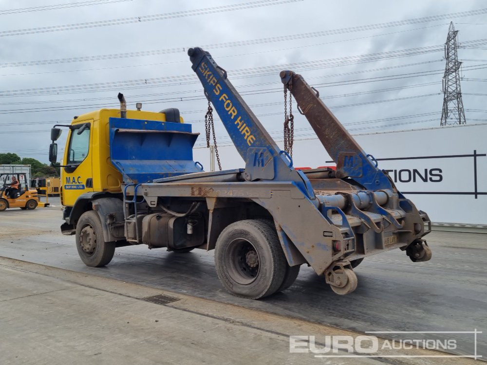 DAF LF55.220 - Camión portacontenedor de cadenas: foto 3 DAF LF55.220 - Camión portacontenedor de cadenas: foto 3