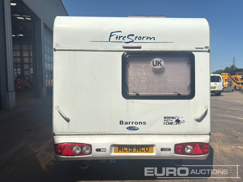 Elddis Firestorm 475 Single Axle 5 Berth Touring Caravan - Caravana: foto 4 Elddis Firestorm 475 Single Axle 5 Berth Touring Caravan - Caravana: foto 4